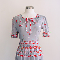 Dress_hellogerbera1_medium