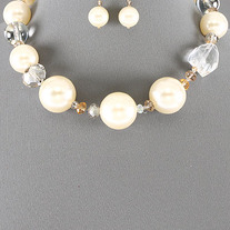 CHUNKY Ivory Pearl & Faceted Crystal Neutral Necklace 