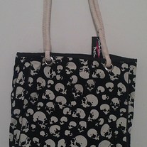 Skulls on Burn Out Velvet Tote Bag w/Rope Handles - Off White 