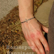 Dainty Cross ~ Black