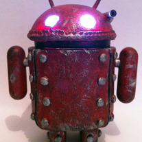 Rusty Android with led eyes #02