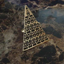 Tribal Triangle Ring