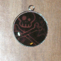 Cute Skull and Crossbones Bezel Pendant