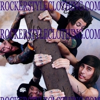 VIC FUENTES MIKE FUENTES PIERCE THE VEIL SIGNED PHOTO