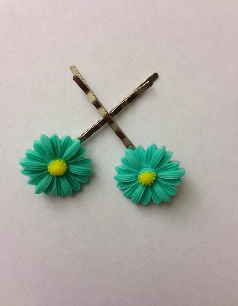 Daisy Flower Hair Clips(3 sets) on Storenvy