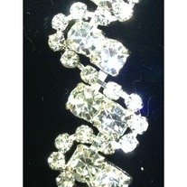 Crystal ZigZag Sparkly Trim (chain backing)(yd)