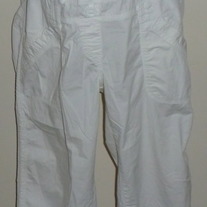 White Capris-Motherhood Maternity Size Large  04123