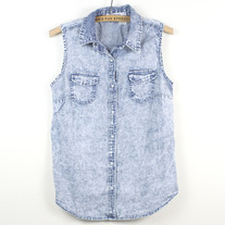 Denim Button-up Vest (Like New)