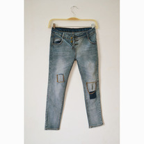 Cropped Patched Denim jeans 