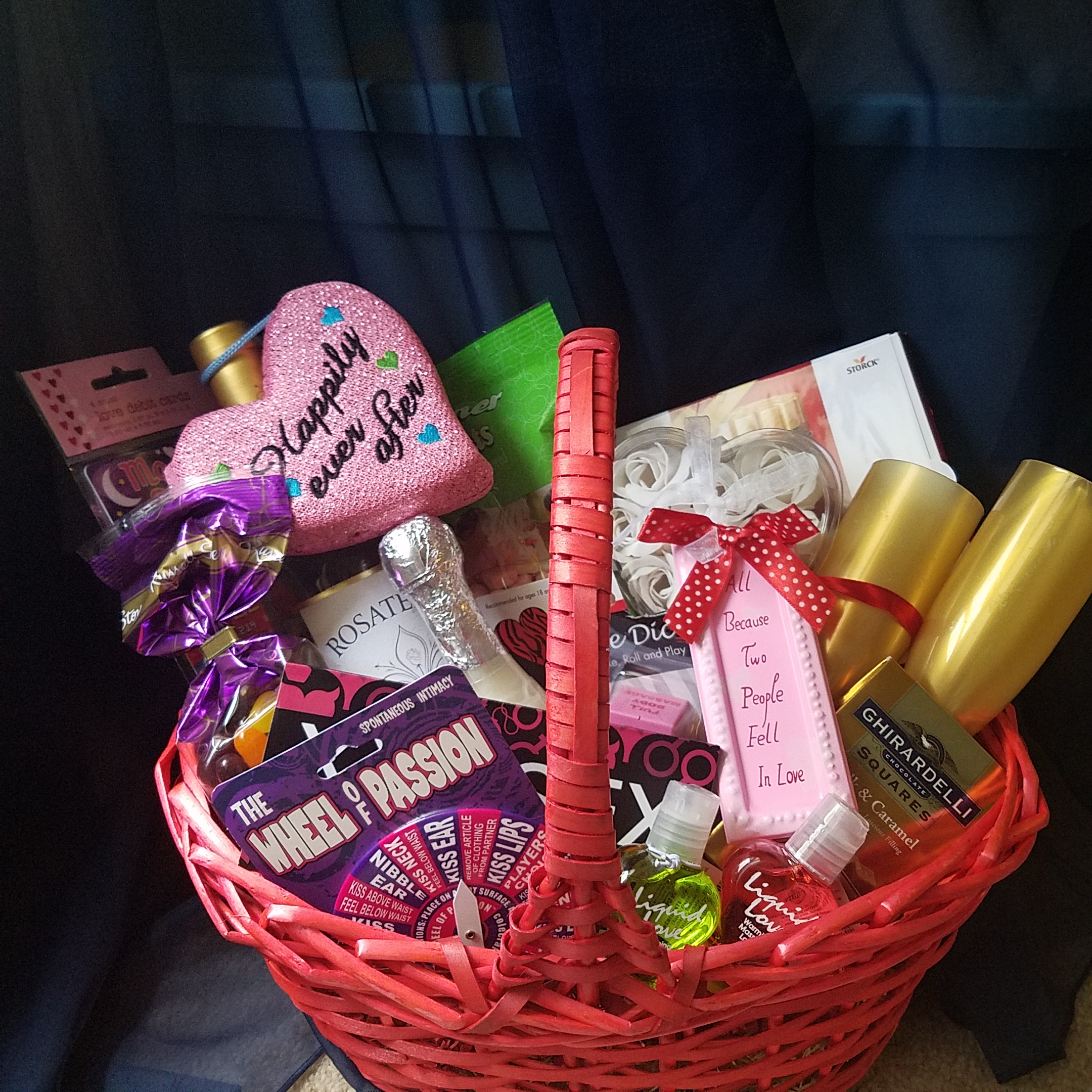 Valentines Gifts romantic evening gifts wedding night