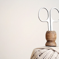 Wooden Spool Holder - Small - Thumbnail 2