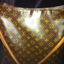 Louis Vuitton Looping GM Shoulder Bag