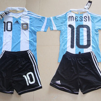 1011-2012_20argentina_20home_20kid_2010_23_20messi_20soccer_20jersey_medium