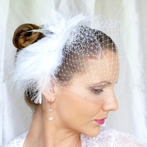 Snow White Bridal Veil Fascinator - Thumbnail 2
