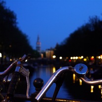 Bikes_20along_20the_20canals_medium