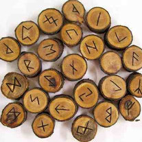 Custom Rune Reading (30 minutes)
