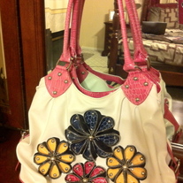 Pink_20zipper_20purse_medium