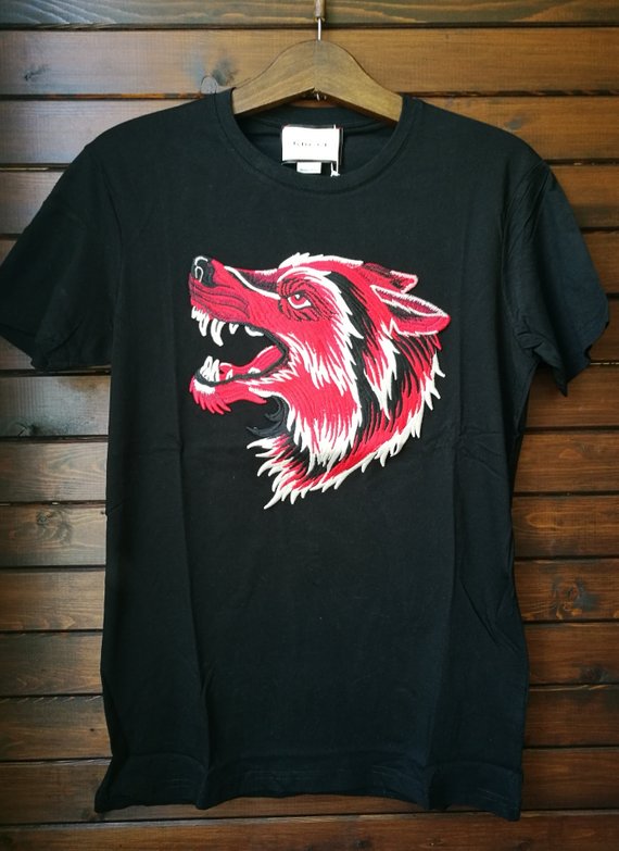 Gucci Men\u0027s Doodle Wolf Embrodered T,Shirt in Black sizeM sold by rv_shop