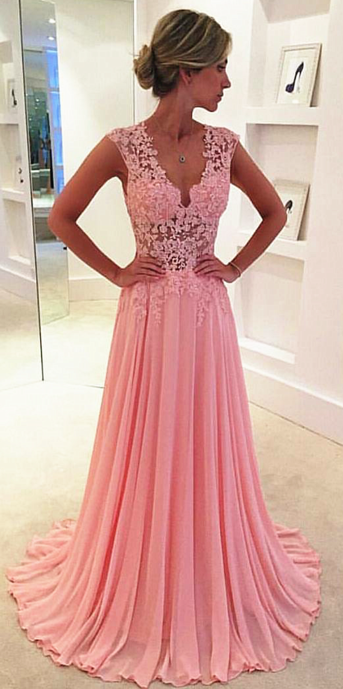 popular 2019 prom dresses