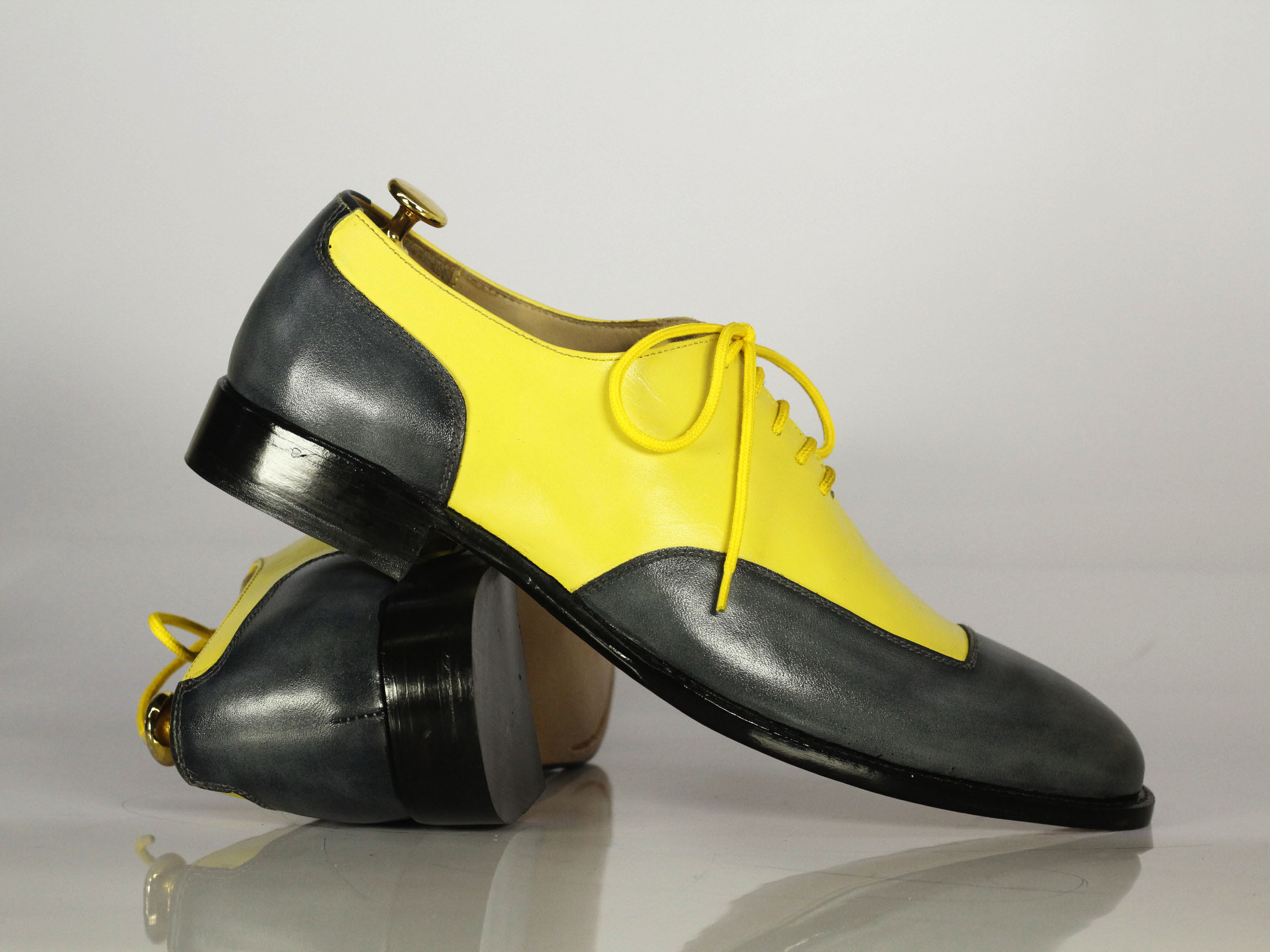 Men�s Yellow &amp; Grey Color Leather Stylish Dress Shoes on